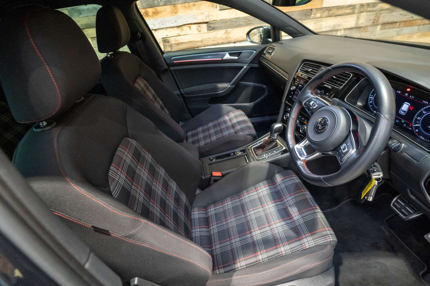 Used Volkswagen Golf 2018 for sale - 76618201: Photo 18