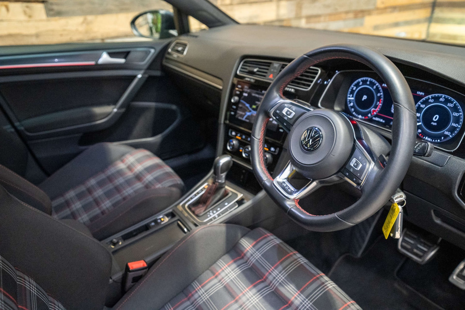 Used Volkswagen Golf 2018 for sale - 76618201: Photo 19