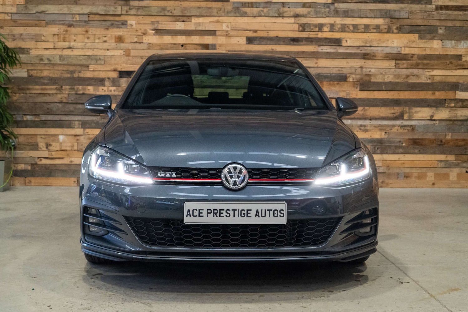 Used Volkswagen Golf 2018 for sale - 76618201: Photo 4