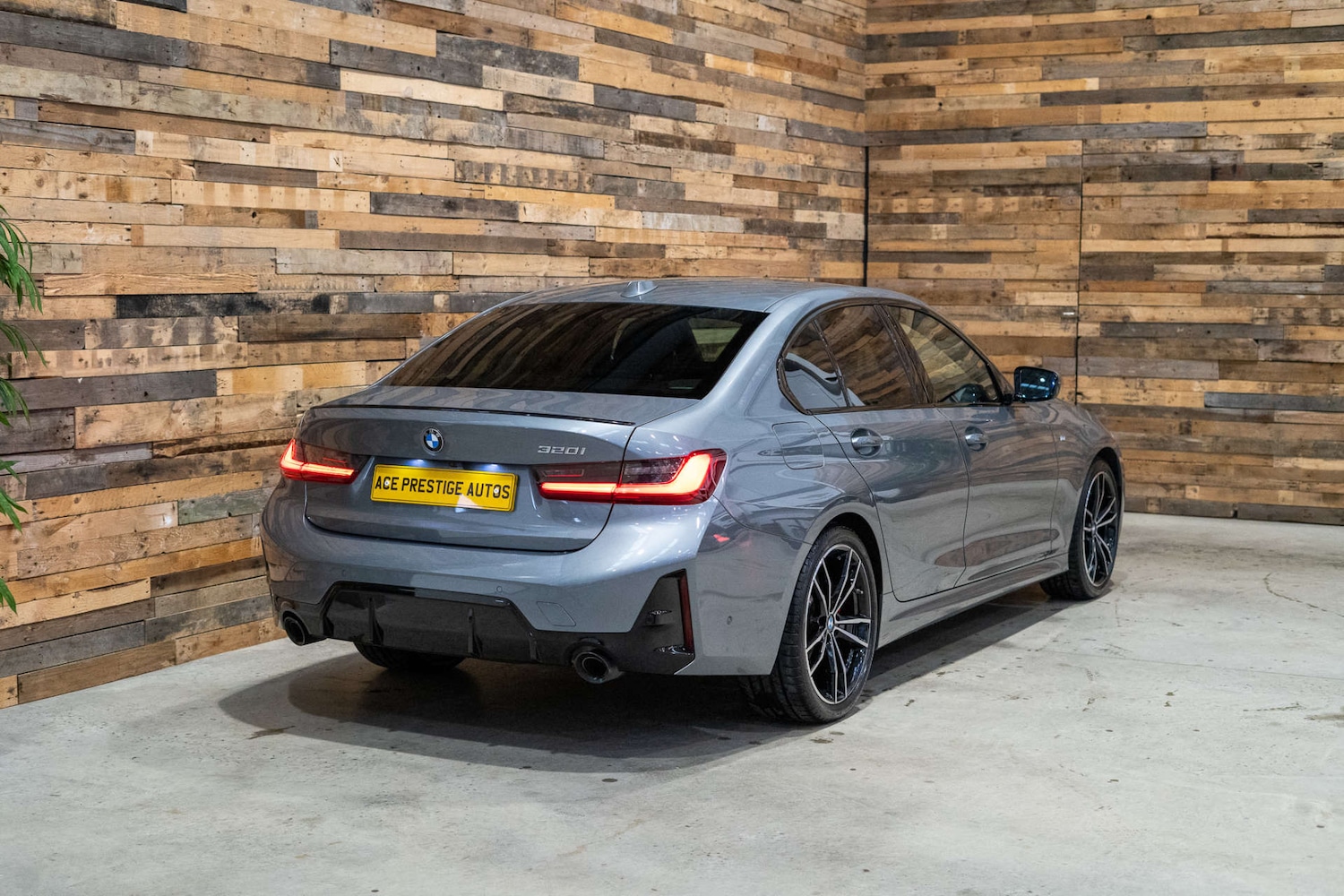 Used BMW 3 Series 2023 for sale - 76608987: Photo 12