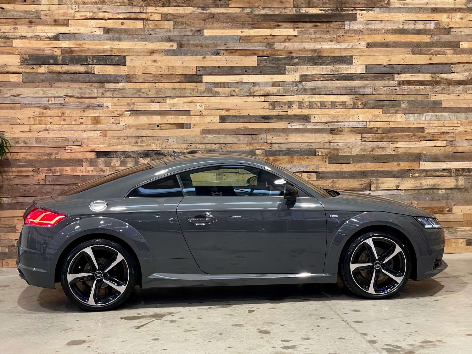 Used Audi TT 2018 for sale - 77547650: Photo 15