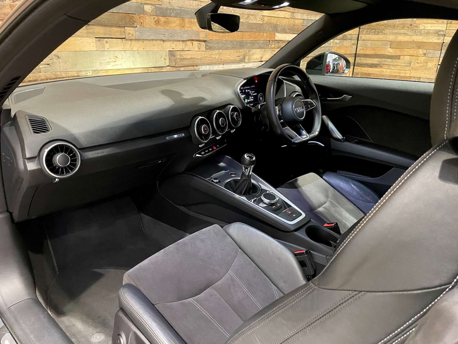 Used Audi TT 2018 for sale - 77547650: Photo 25