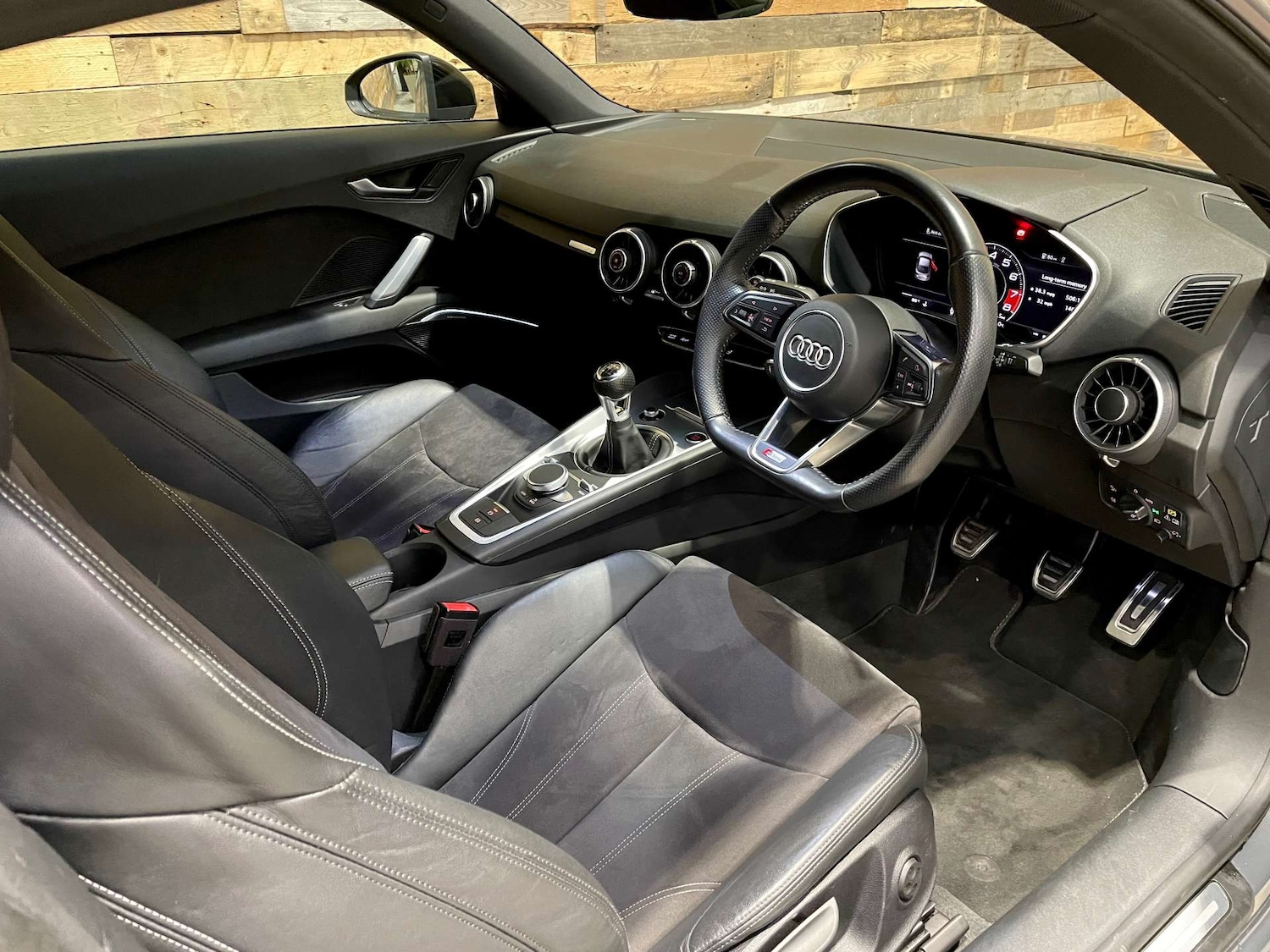 Used Audi TT 2018 for sale - 77547650: Photo 3
