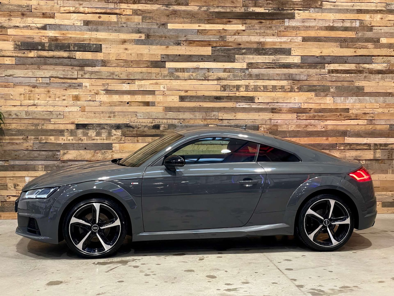 Used Audi TT 2018 for sale - 77547650: Photo 8