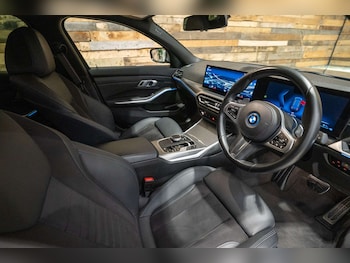 Used BMW 3 Series 2022 for sale - 76427140: Photo