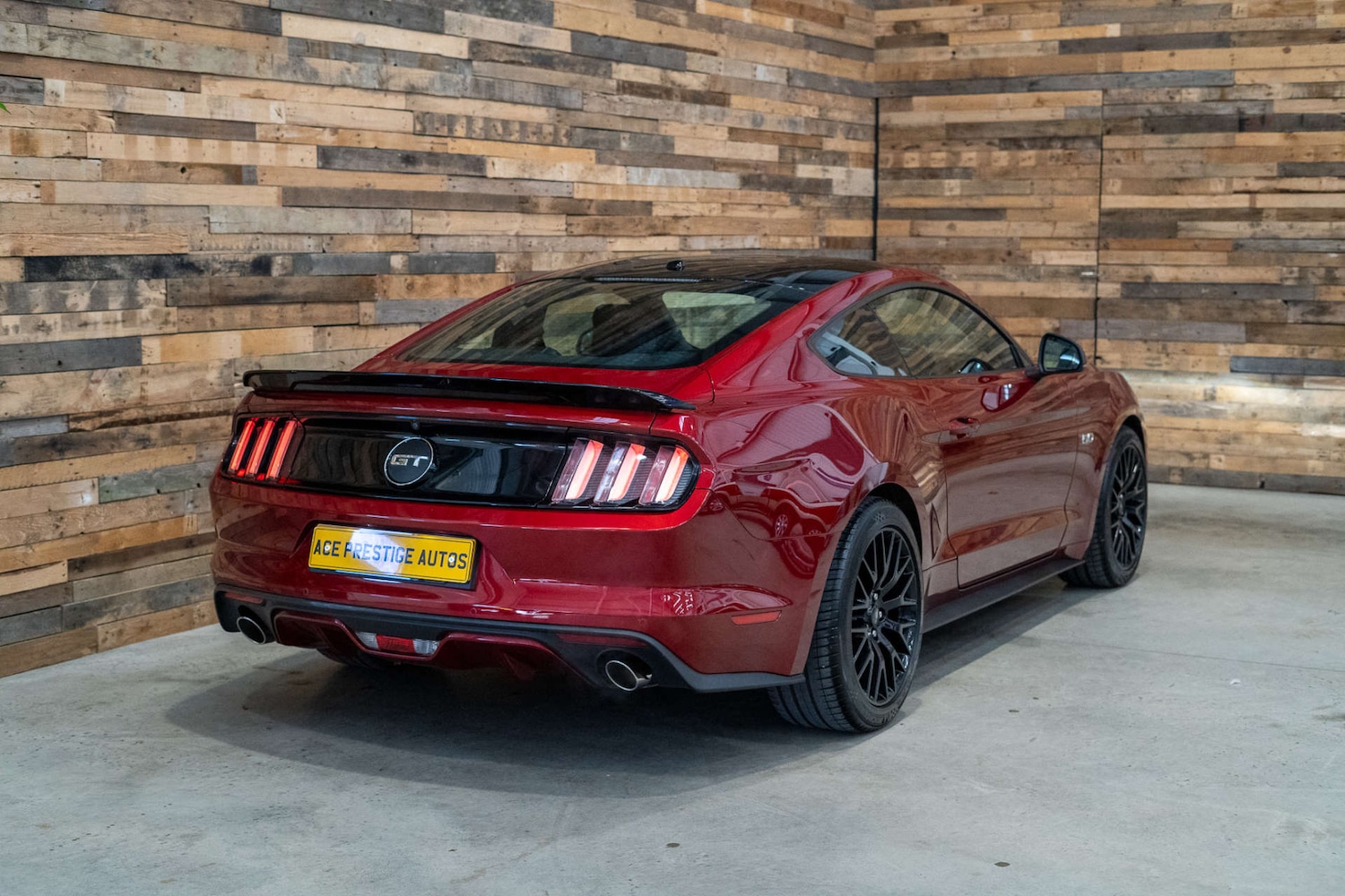 Used Ford Mustang 2017 for sale - 76363931: Photo 12