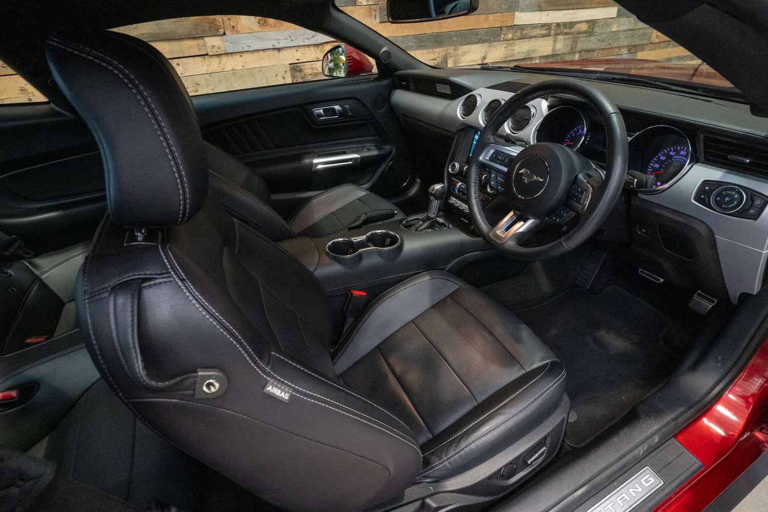 Used Ford Mustang 2017 for sale - 76363931: Photo 18