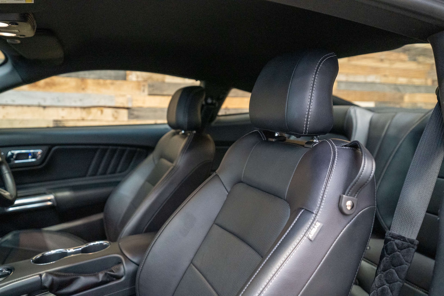 Used Ford Mustang 2017 for sale - 76363931: Photo 27