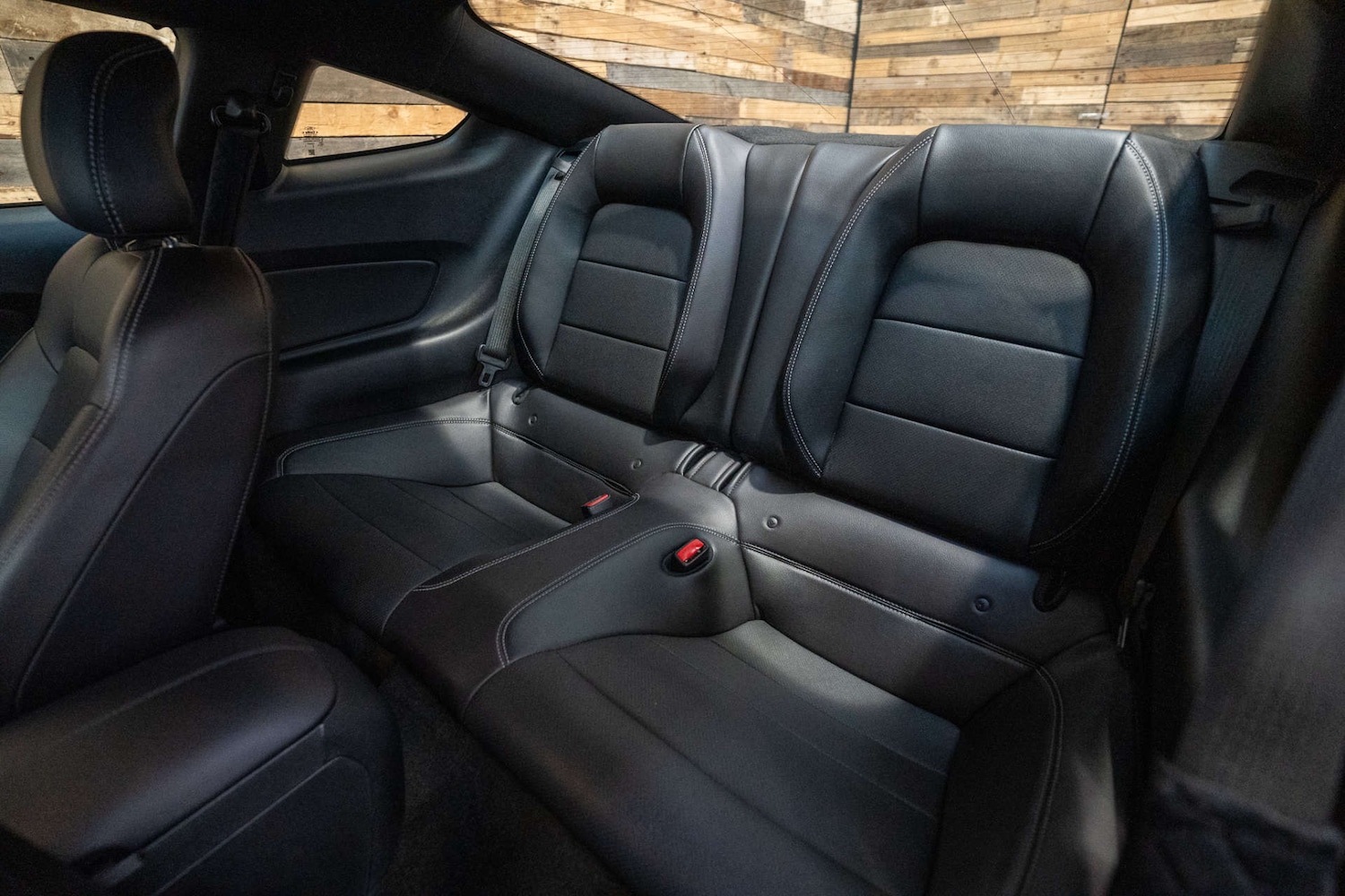 Used Ford Mustang 2017 for sale - 76363931: Photo 28