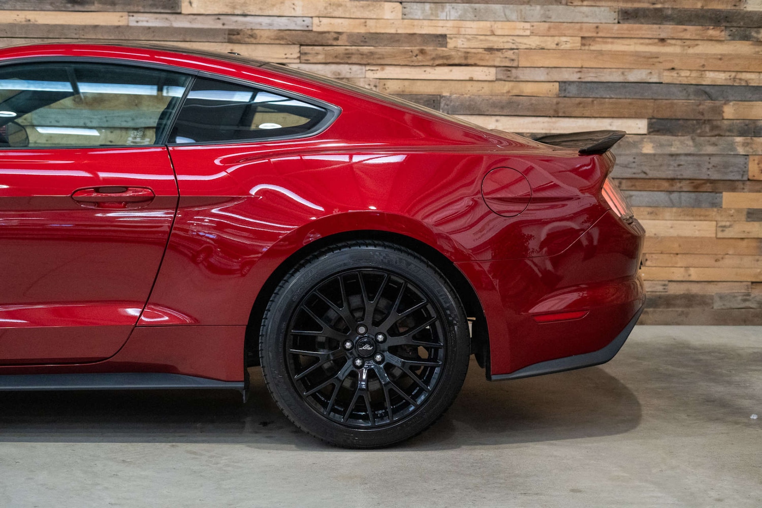 Used Ford Mustang 2017 for sale - 76363931: Photo 8