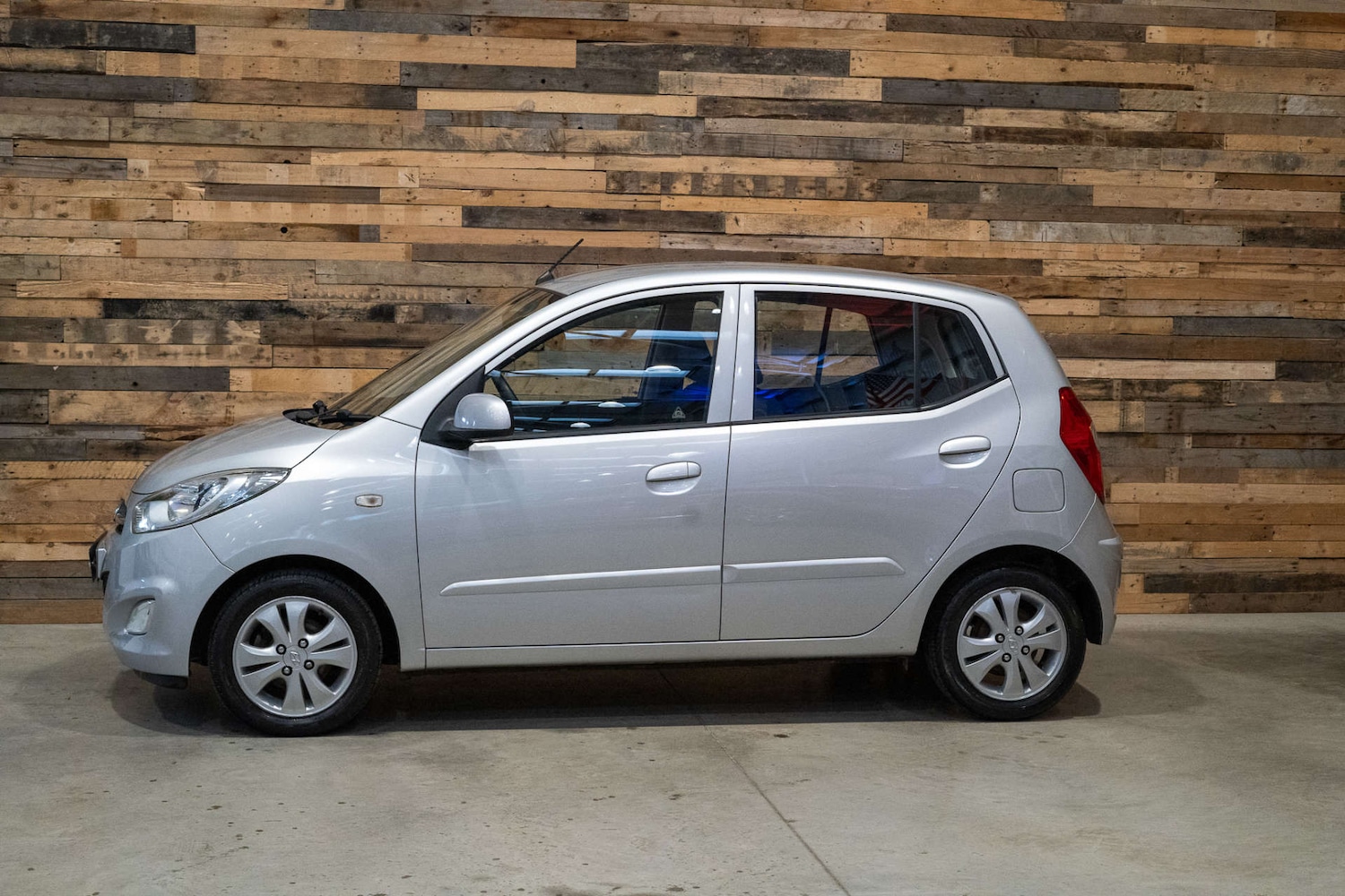 Used Hyundai i10 2012 for sale - 77022685: Photo 7