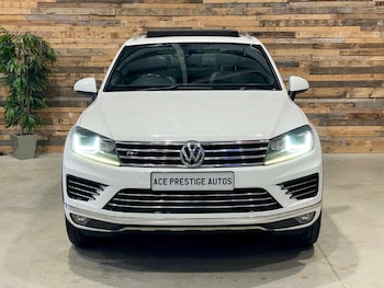 Used Volkswagen Touareg 2016 for sale - 79466402: Photo