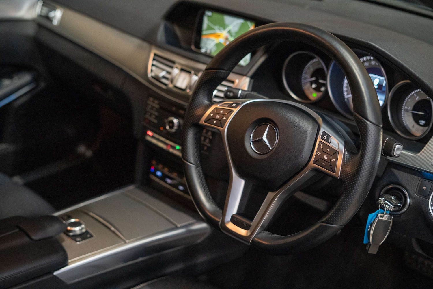 Used Mercedes-Benz E Class 2015 for sale - 76588719: Photo 23