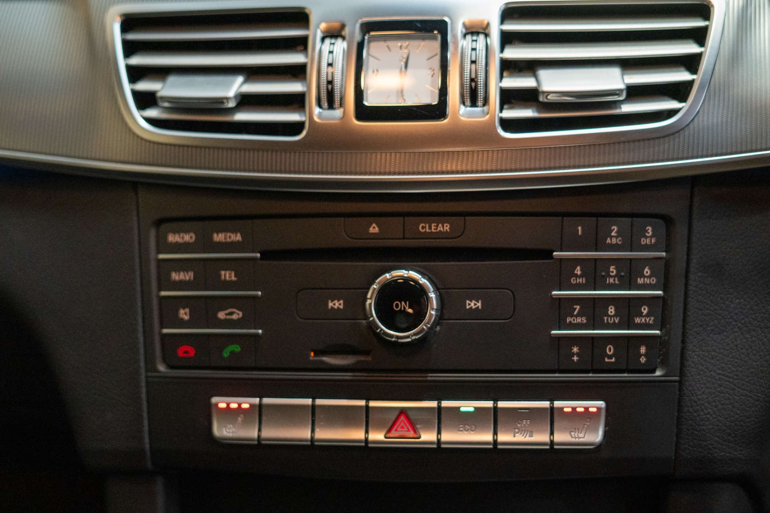 Used Mercedes-Benz E Class 2015 for sale - 76588719: Photo 28