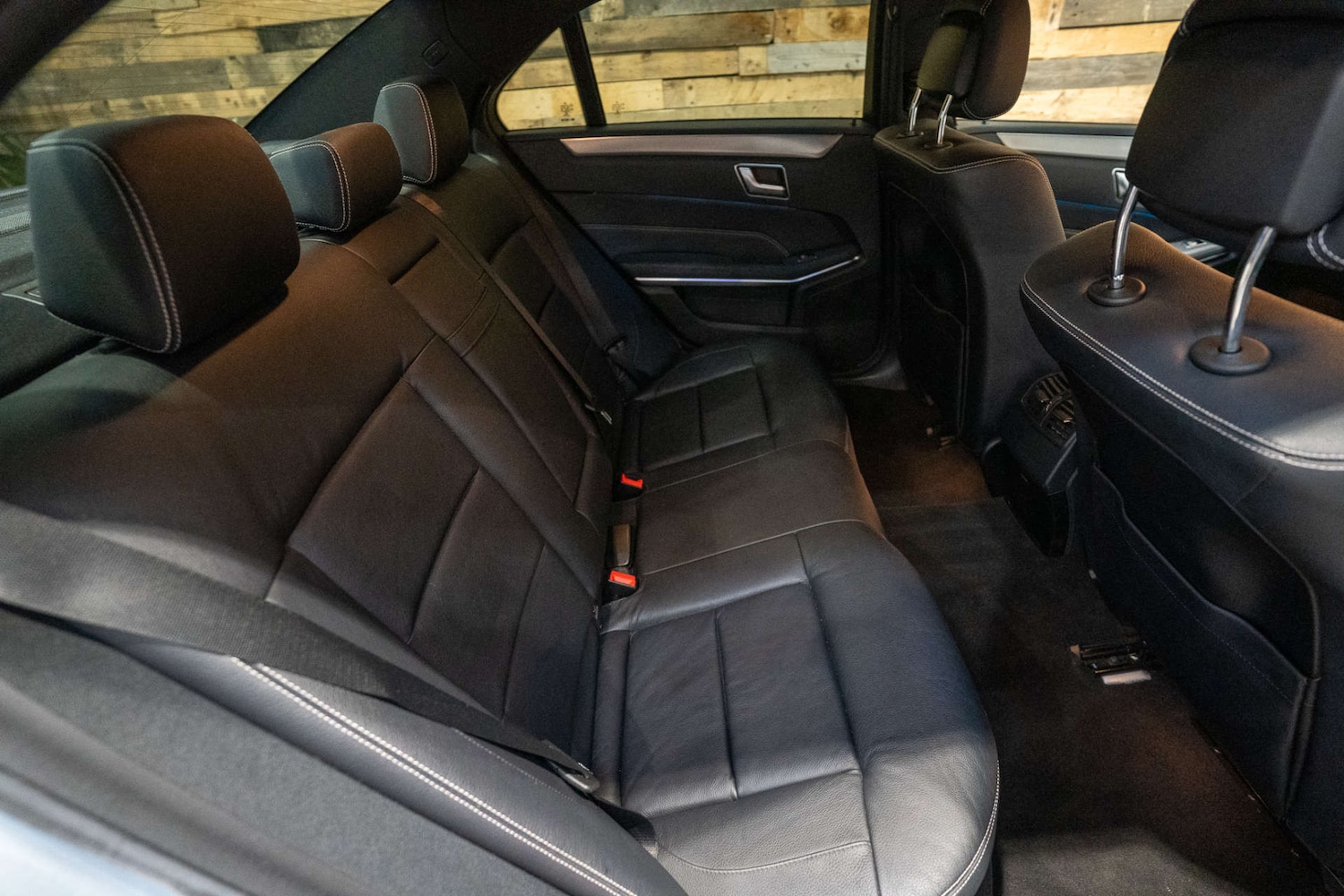 Used Mercedes-Benz E Class 2015 for sale - 76588719: Photo 29