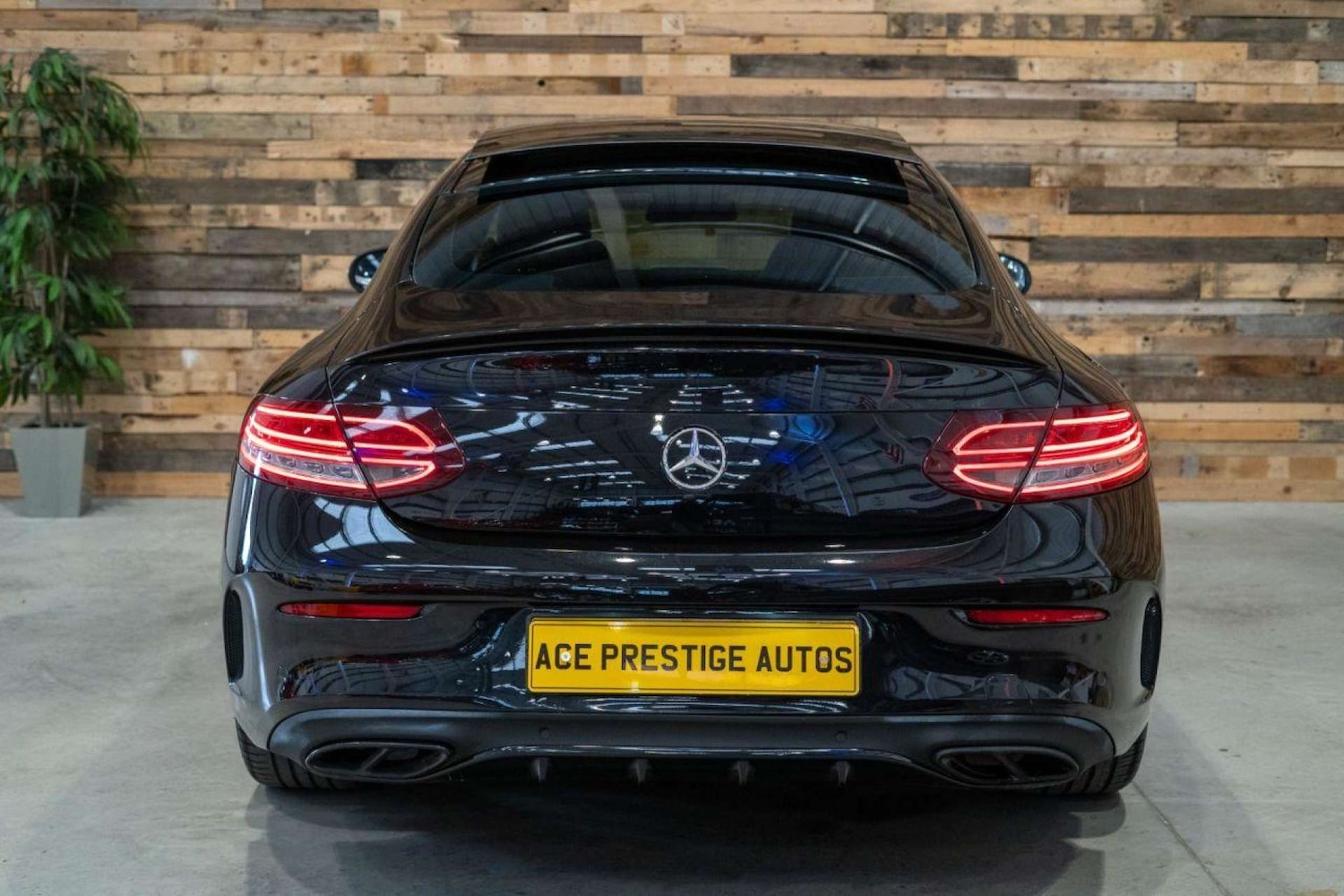 Used Mercedes-Benz C Class 2016 for sale - 76957786: Photo 10