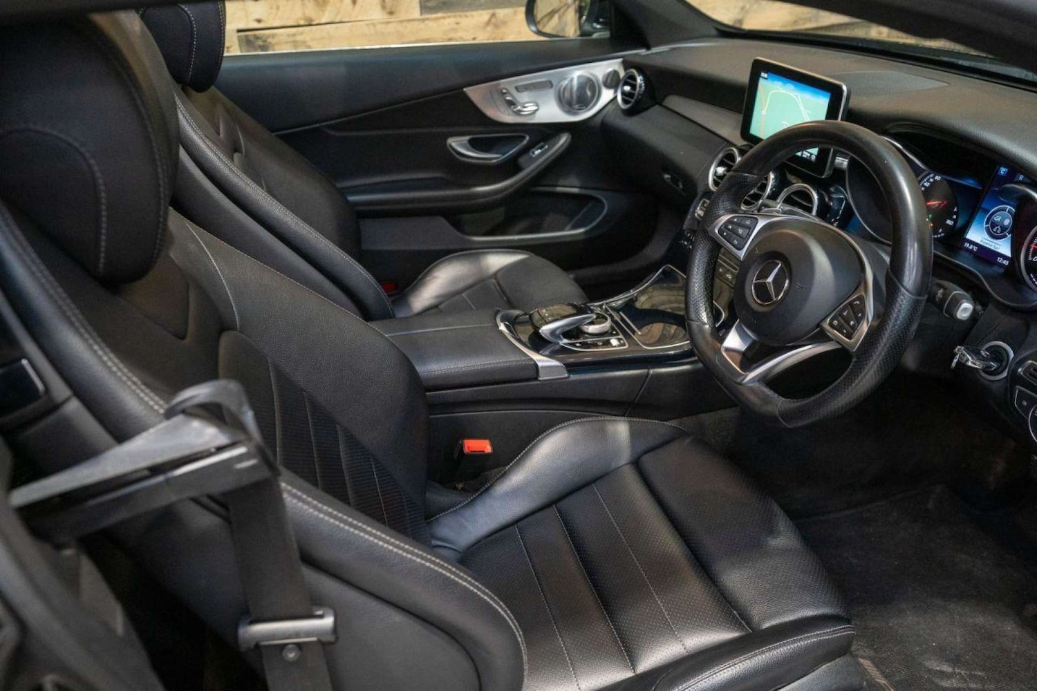 Used Mercedes-Benz C Class 2016 for sale - 76957786: Photo 3