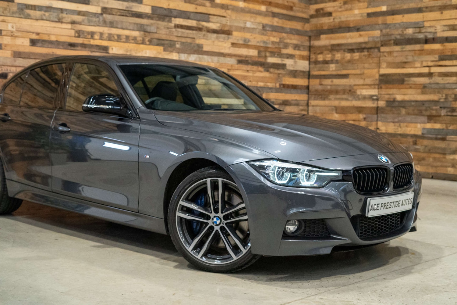 Used BMW 3 Series 2017 for sale - 76352598: Photo 17