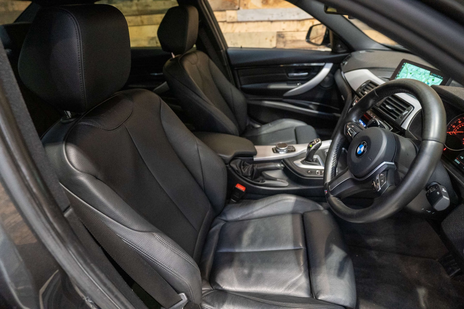 Used BMW 3 Series 2017 for sale - 76352598: Photo 20