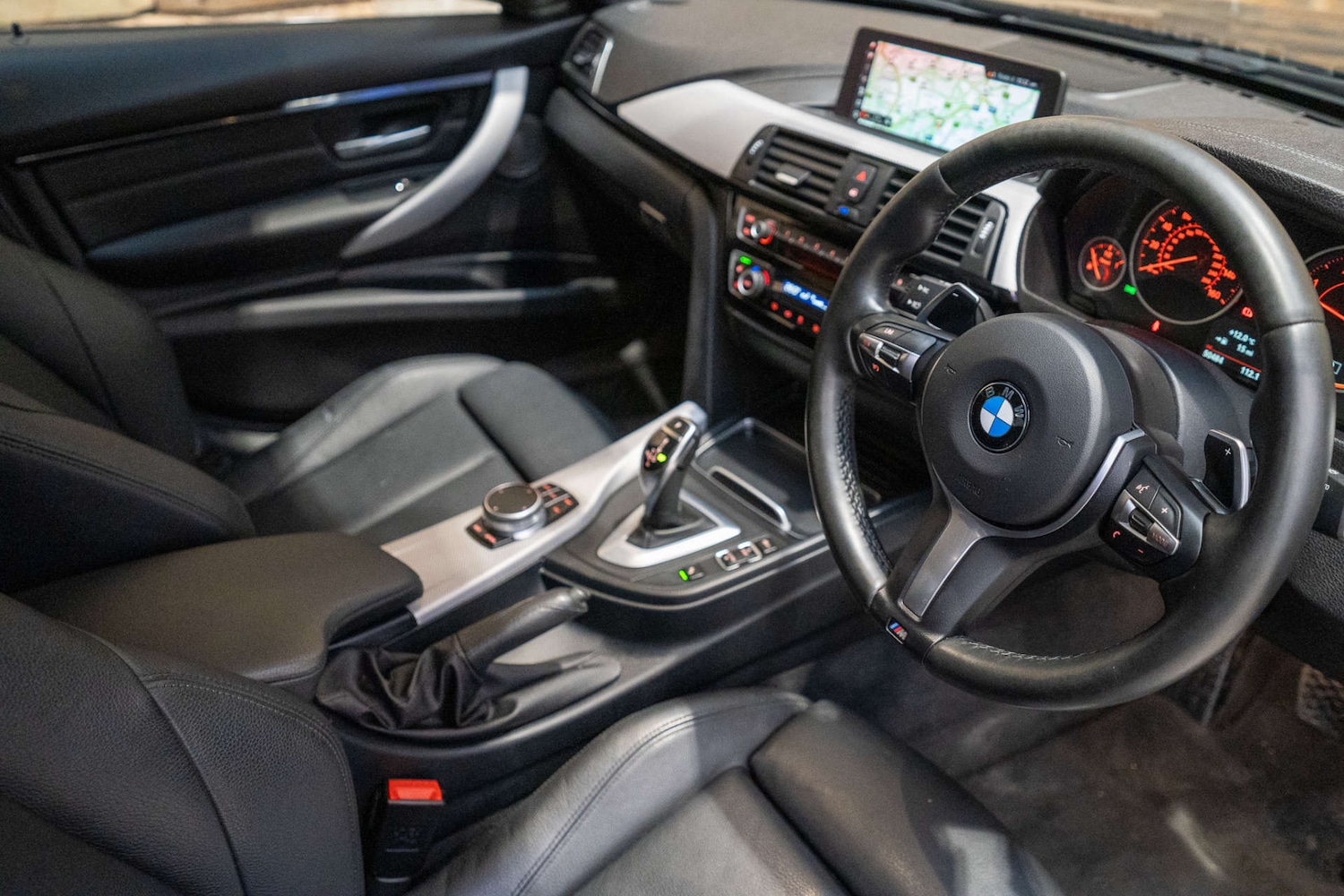 Used BMW 3 Series 2017 for sale - 76352598: Photo 21