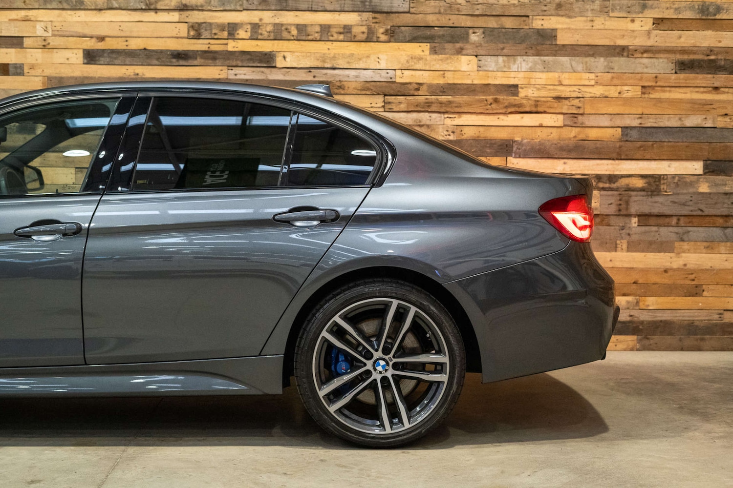 Used BMW 3 Series 2017 for sale - 76352598: Photo 8