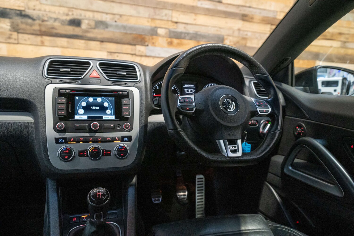 Used Volkswagen Scirocco 2013 for sale - 76618117: Photo 25