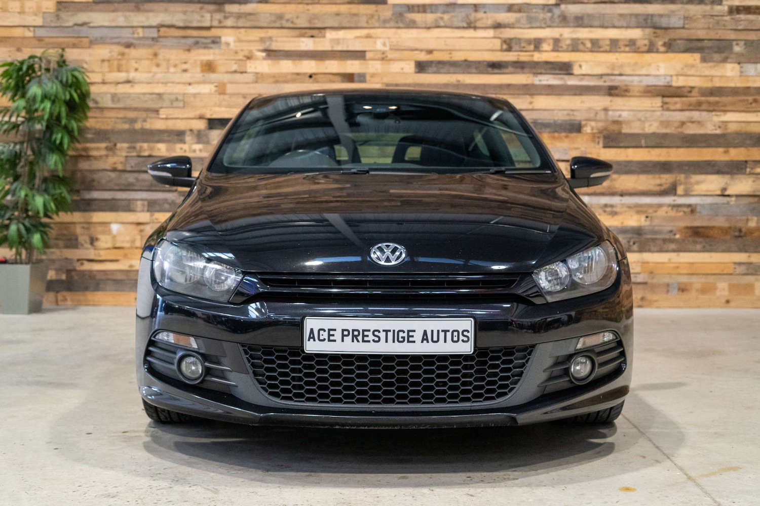 Used Volkswagen Scirocco 2013 for sale - 76618117: Photo 4