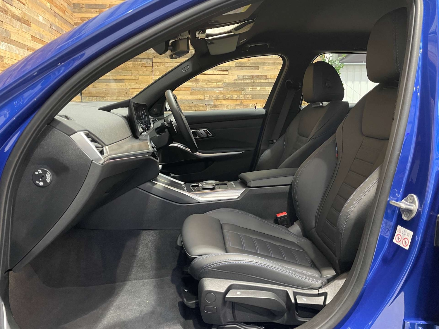 Used BMW 3 Series 2023 for sale - 77038526: Photo 29