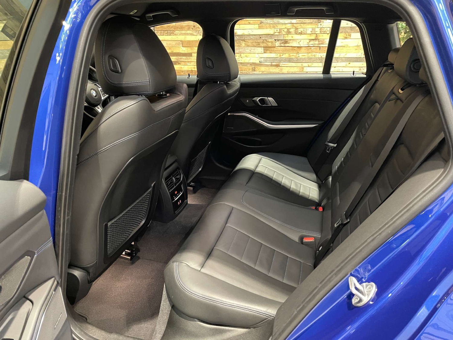 Used BMW 3 Series 2023 for sale - 77038526: Photo 32