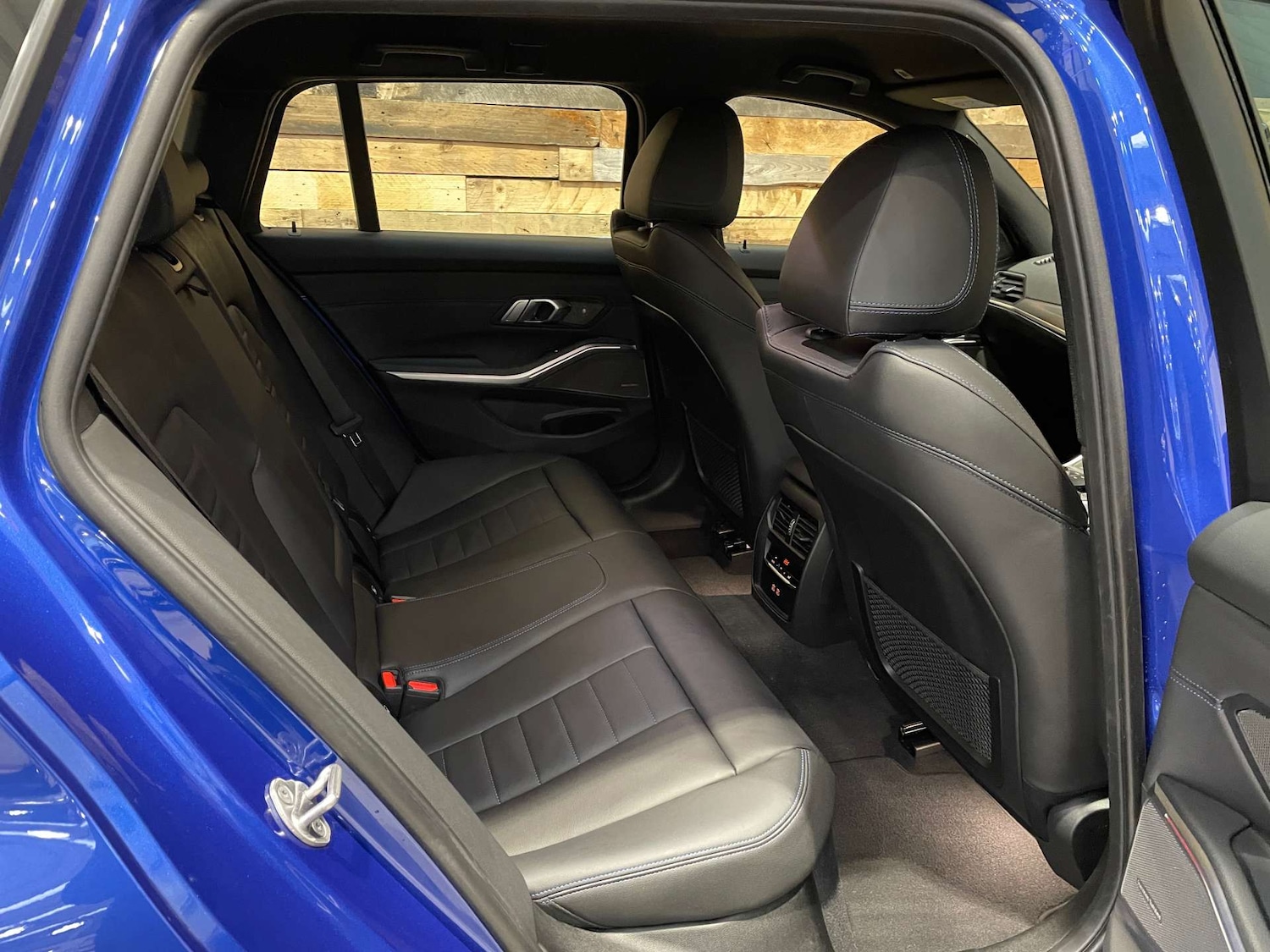 Used BMW 3 Series 2023 for sale - 77038526: Photo 33