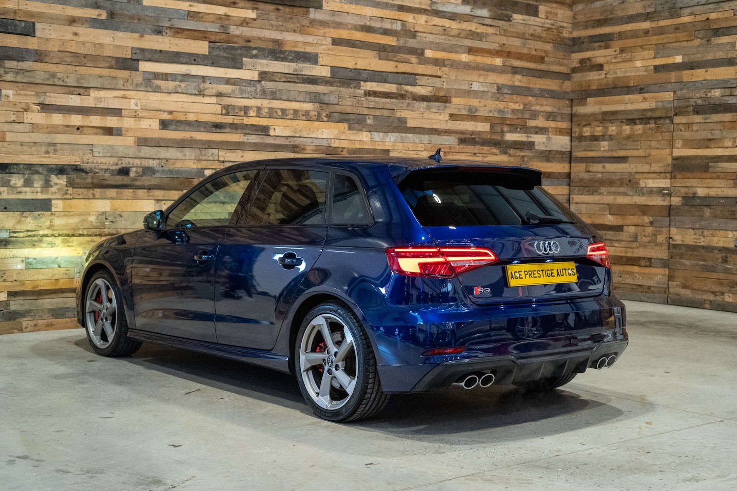 Used Audi A3 2018 for sale - 76363861: Photo 2