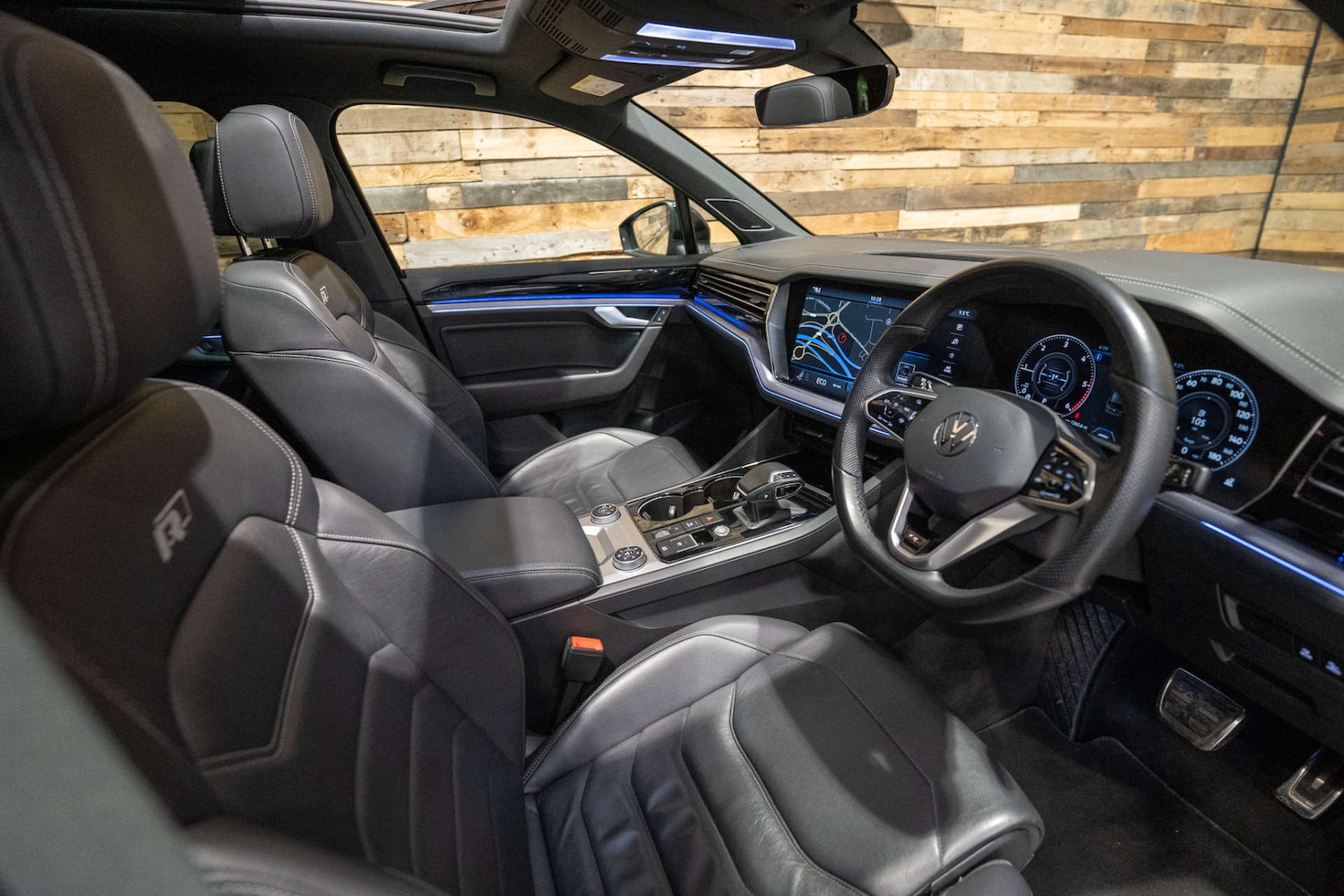 Used Volkswagen Touareg 2021 for sale - 76829989: Photo 22