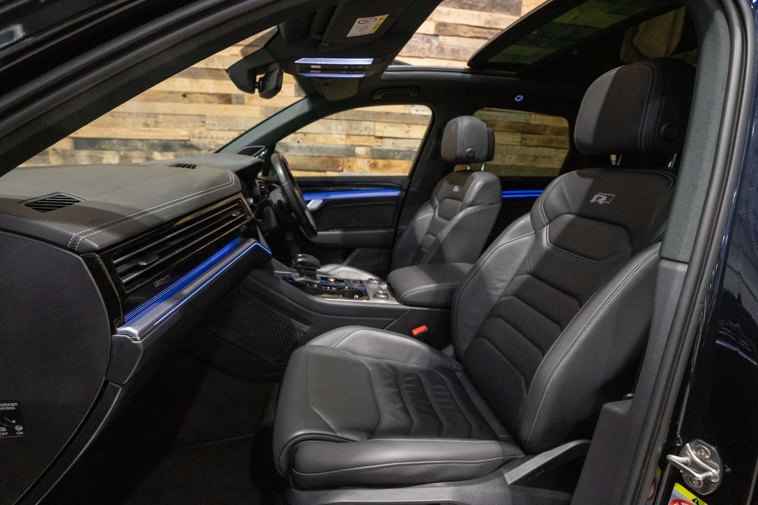 Used Volkswagen Touareg 2021 for sale - 76829989: Photo 30