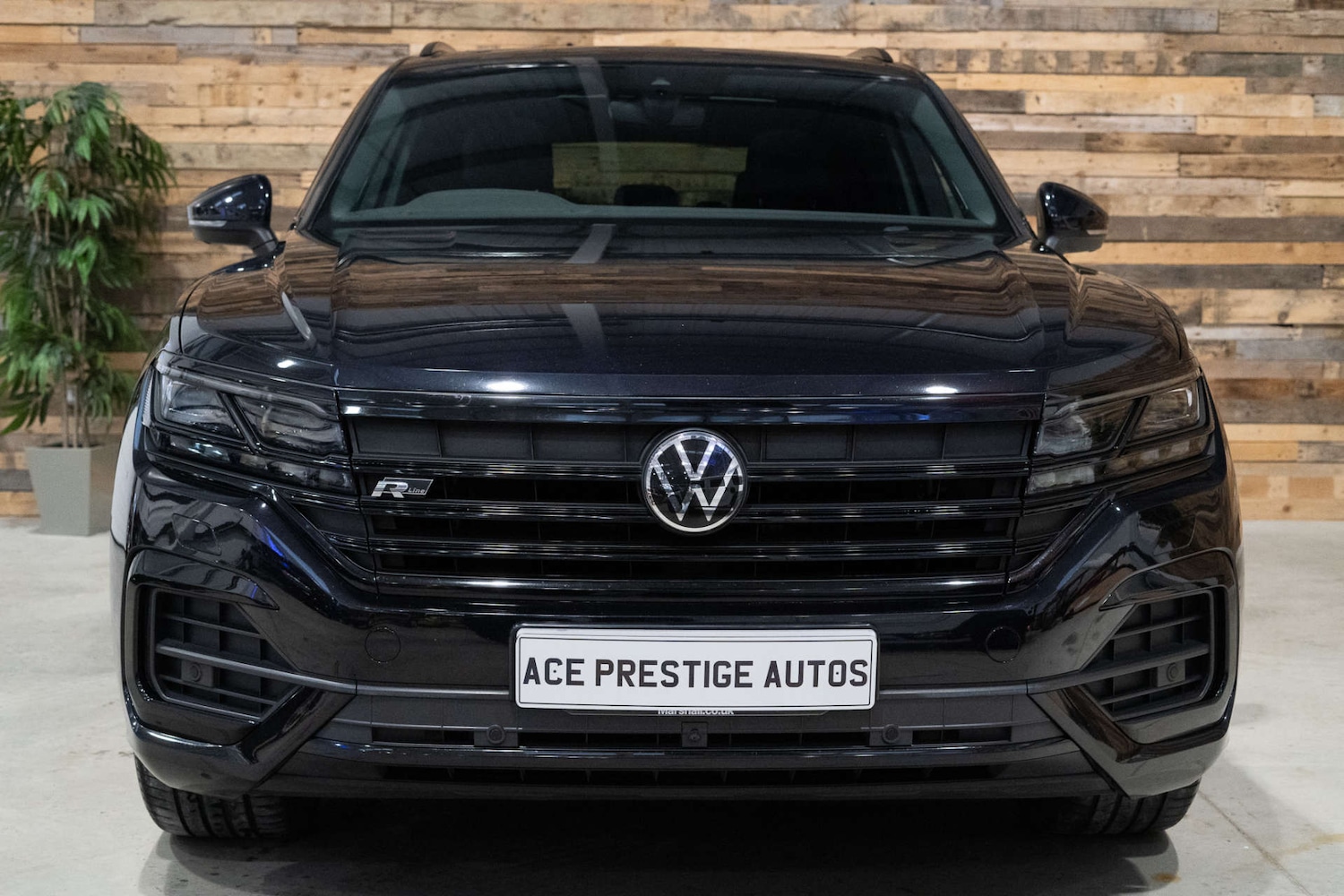 Used Volkswagen Touareg 2021 for sale - 76829989: Photo 4