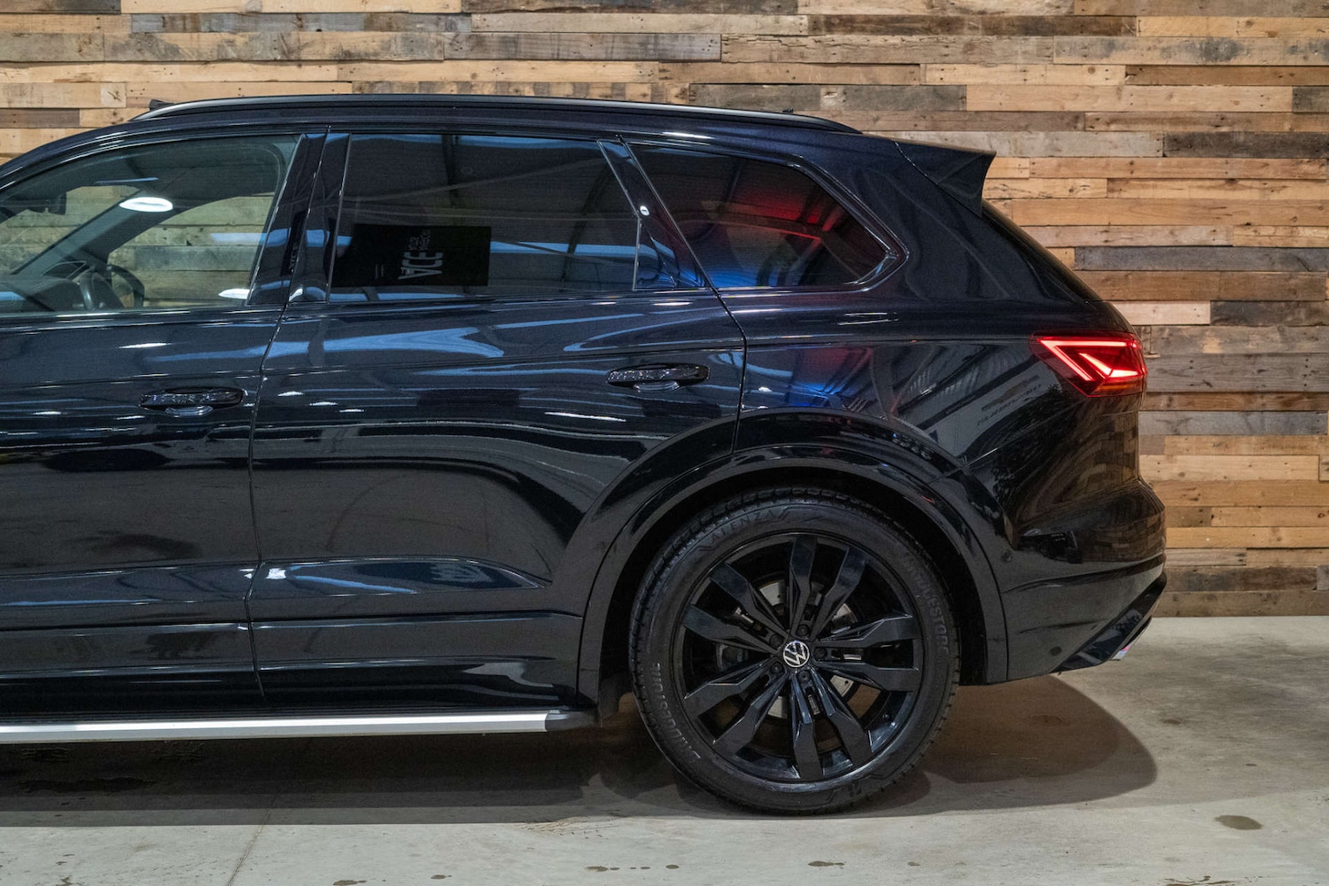 Used Volkswagen Touareg 2021 for sale - 76829989: Photo 9