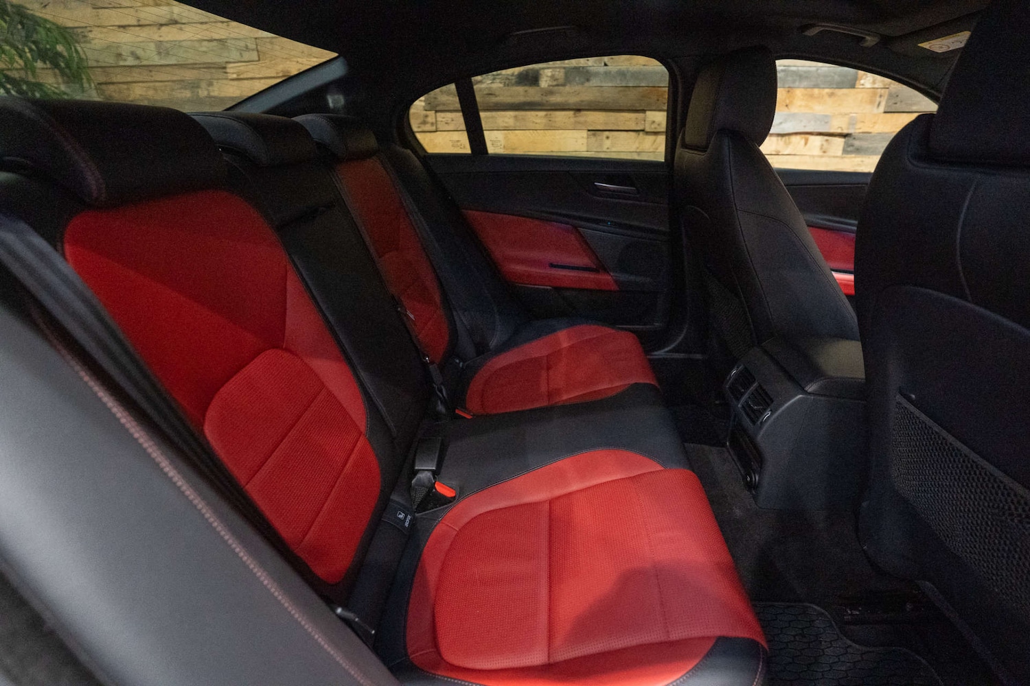 Used Jaguar XE 2019 for sale - 77022401: Photo 27