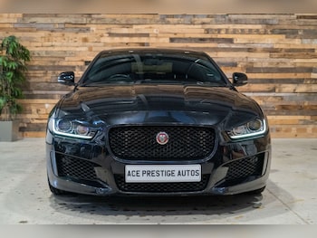 Used Jaguar XE 2019 for sale - 77022401: Photo