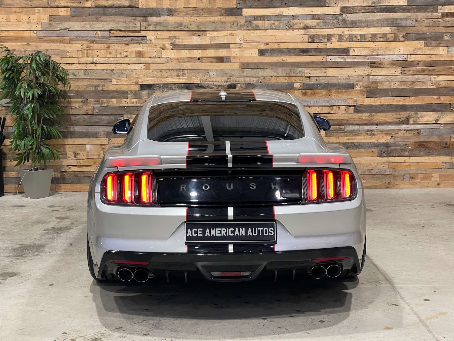 Used Ford Mustang 2017 for sale - 77470079: Photo 15