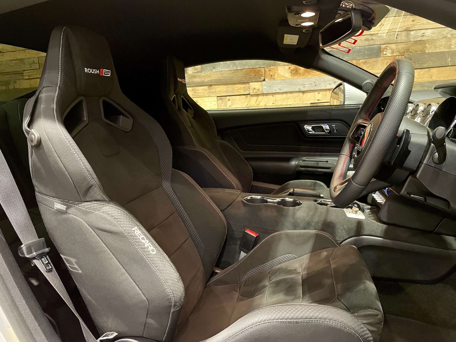 Used Ford Mustang 2017 for sale - 77470079: Photo 27