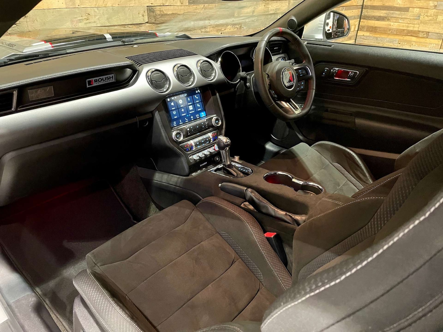 Used Ford Mustang 2017 for sale - 77470079: Photo 34