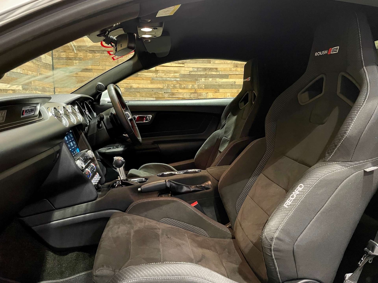 Used Ford Mustang 2017 for sale - 77470079: Photo 36