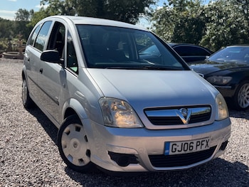 2006 (06) - 1.4i 16V Life 5dr