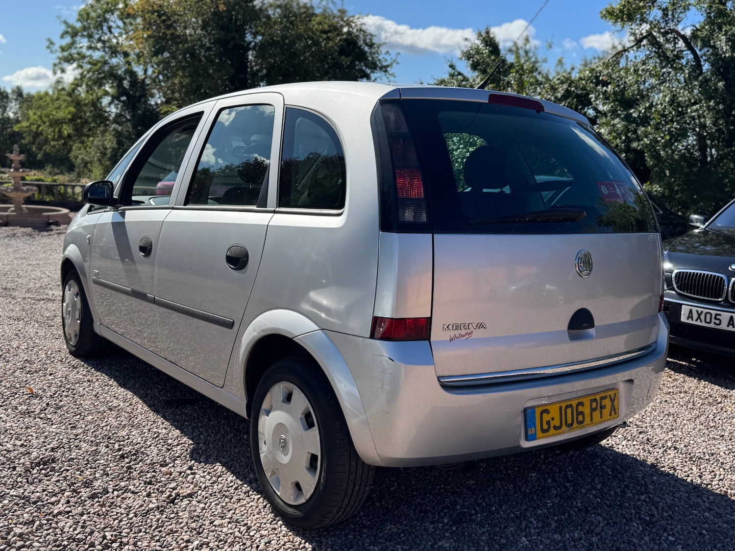 Used Vauxhall Meriva 2006 for sale - 76024317: Photo 2