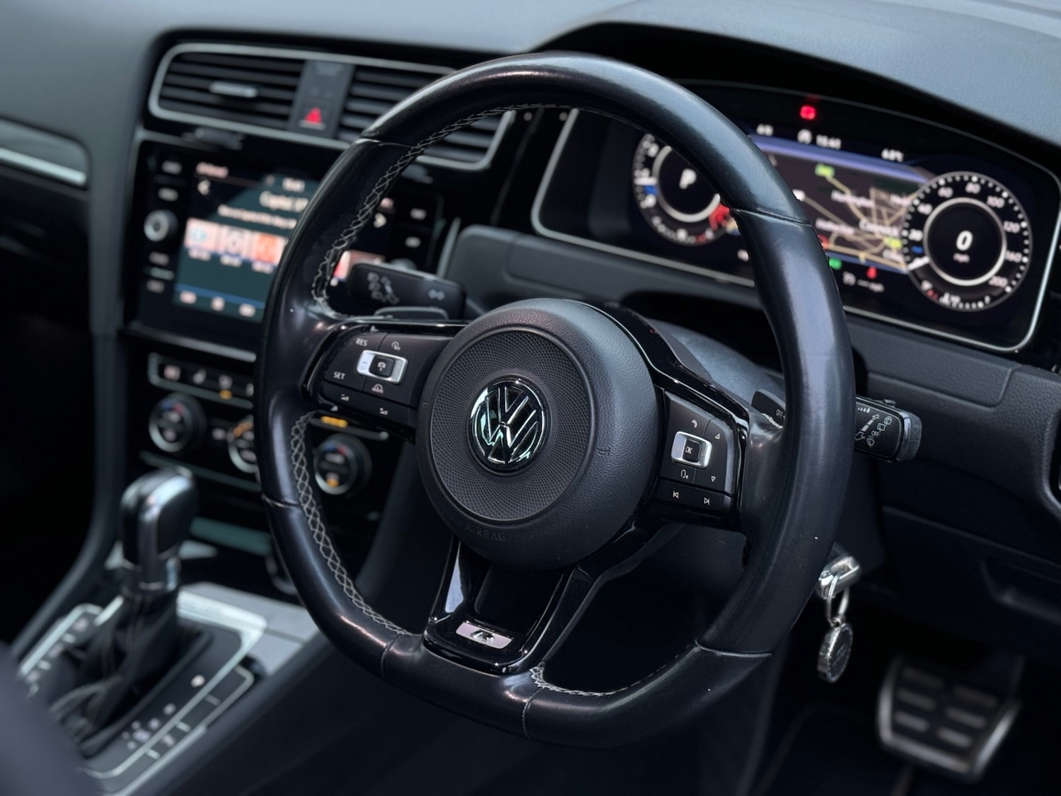 Used Volkswagen Golf 2017 for sale - 77371118: Photo 12