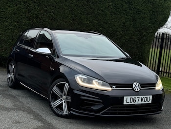 Used Volkswagen Golf 2017 for sale - 77371118: Photo