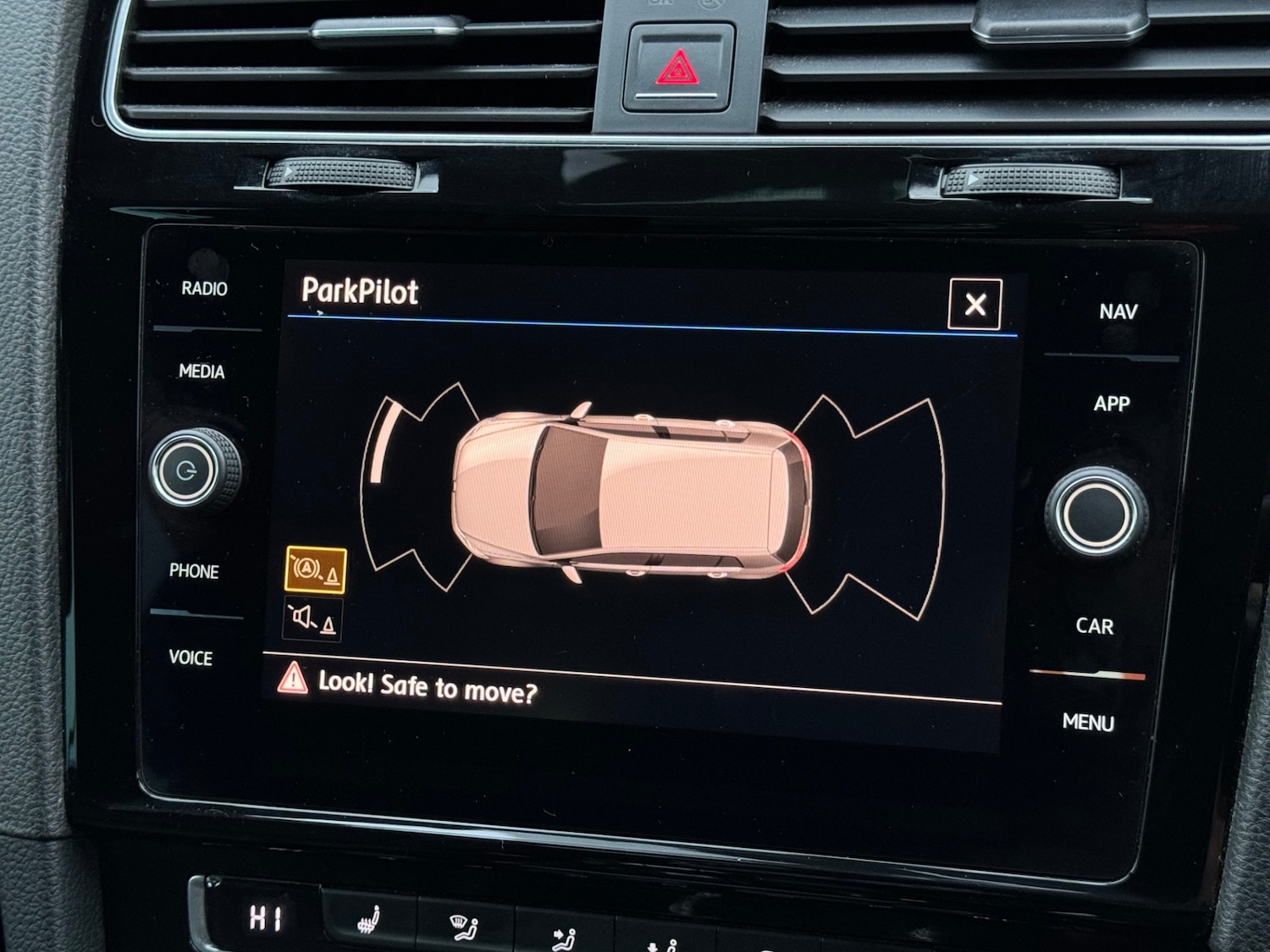 Used Volkswagen Golf 2017 for sale - 77371118: Photo 21