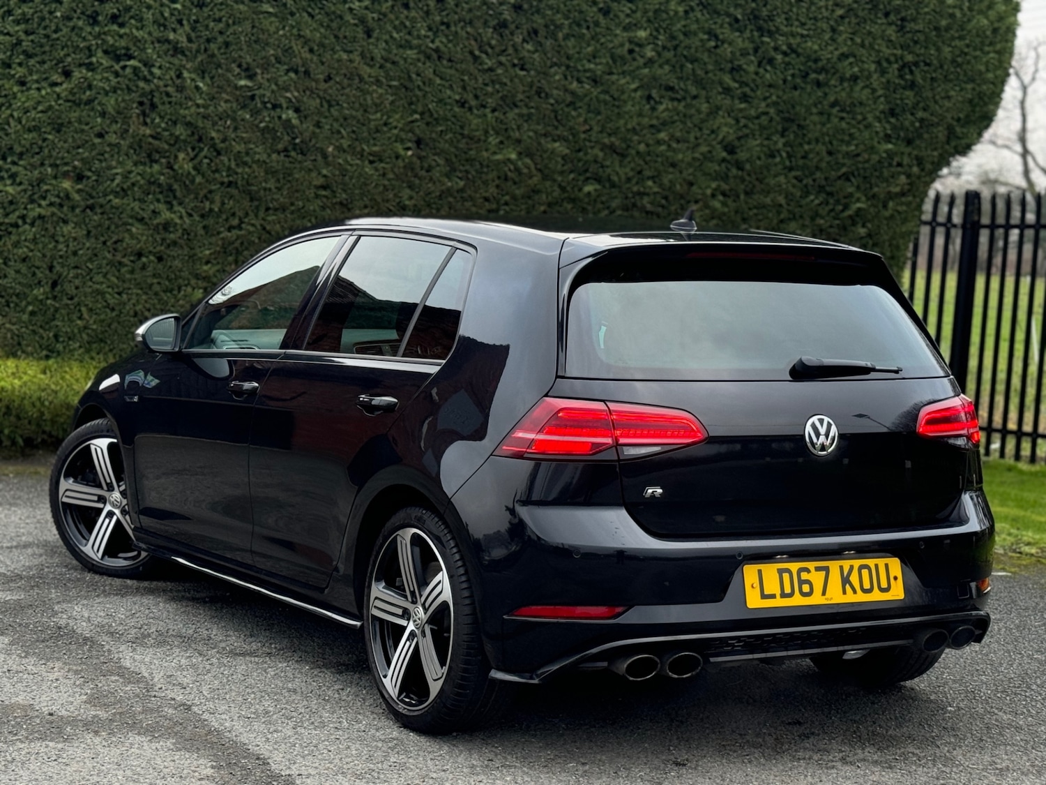 Used Volkswagen Golf 2017 for sale - 77371118: Photo 3