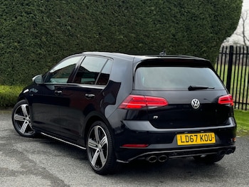 Used Volkswagen Golf 2017 for sale - 77371118: Photo