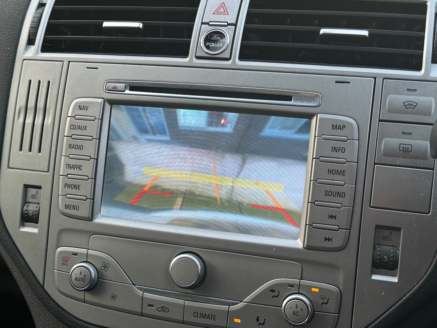 Used Ford Kuga 2012 for sale - 77684415: Photo 9