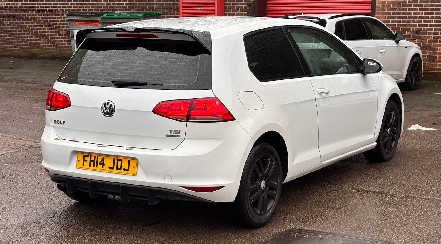 Used Volkswagen Golf 2014 for sale - 76799670: Photo 1